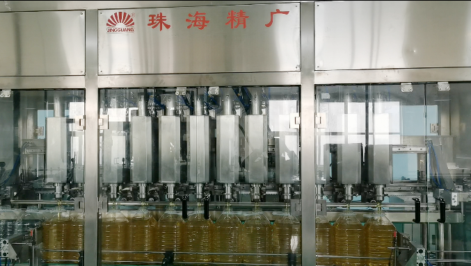 冀中客户直线上称重式灌装机生产线视频实拍