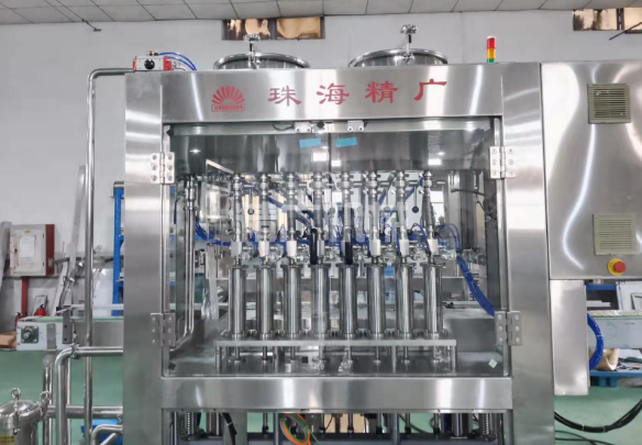 精广润滑油灌装机