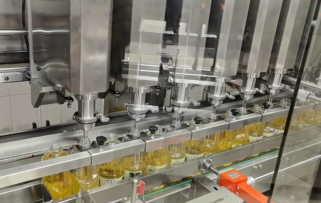 珠海精广直线上称重式食用油攻灌装机